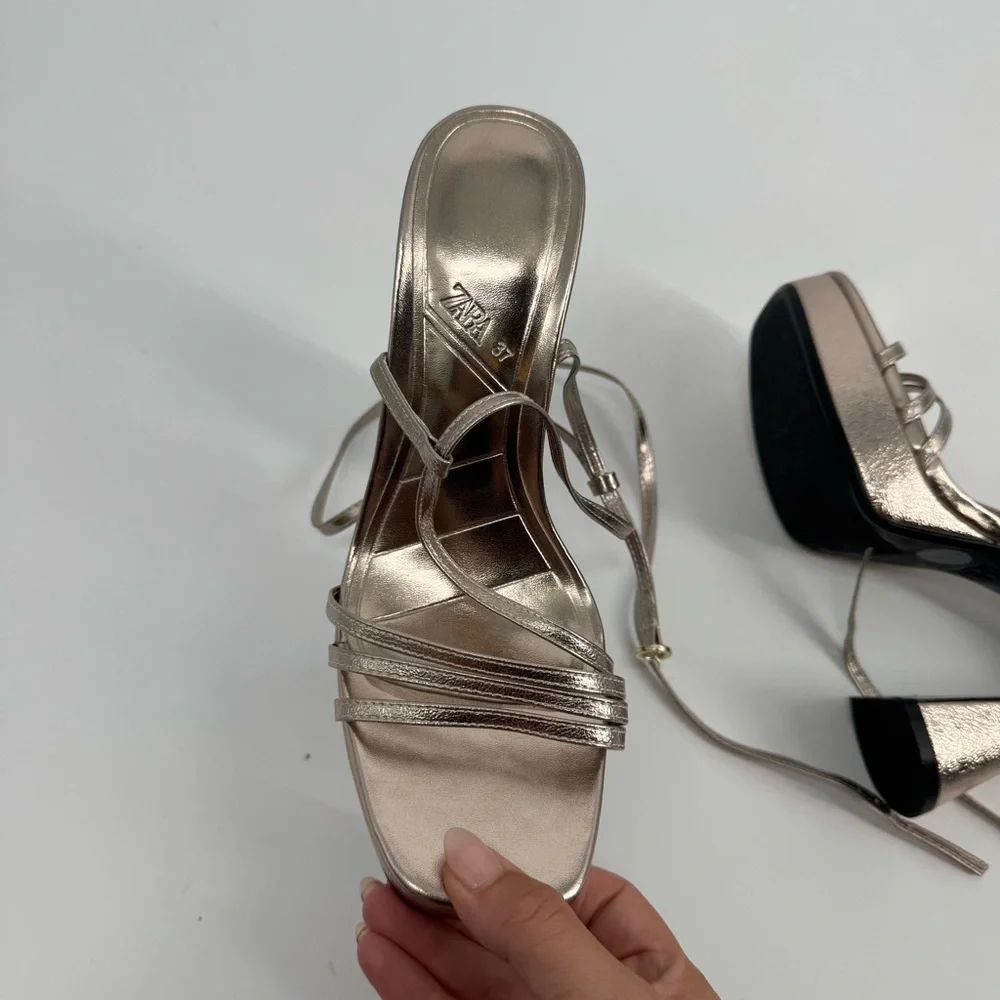 NEW Zara Bronze Metallic Block Heels